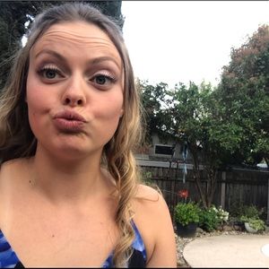 Meet your Posher, Samantha